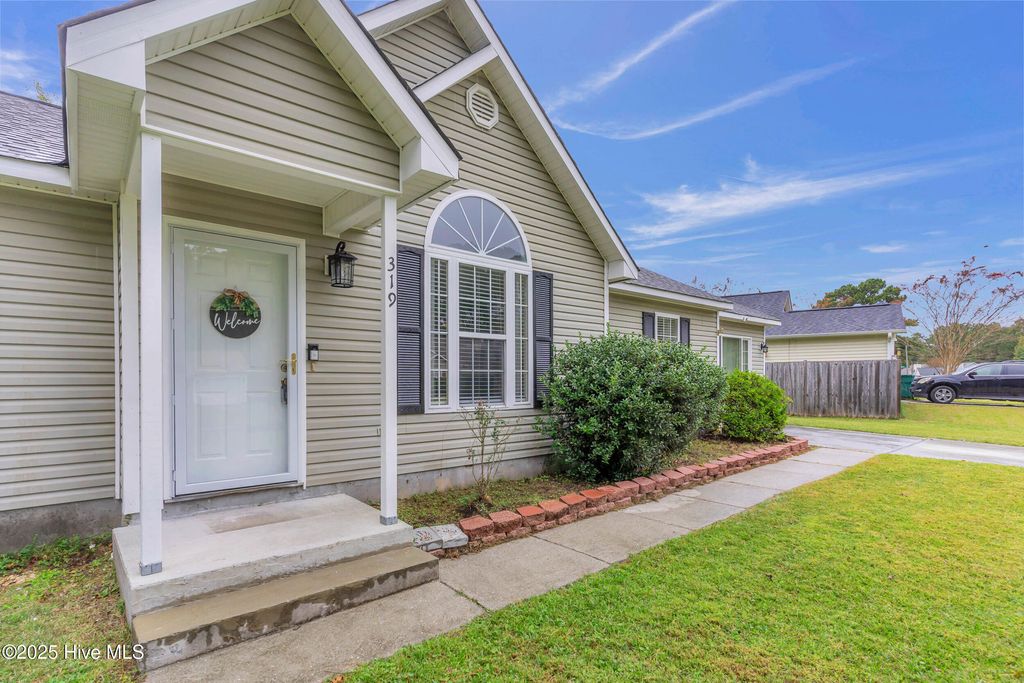 Photo of 319 Palamino Trail, Jacksonville, NC 28546 (MLS # 100538360)