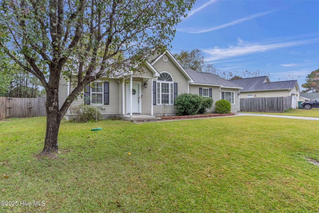Photo of 319 Palamino Trail, Jacksonville, NC 28546 (MLS # 100538360)