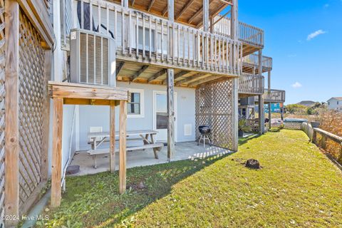 A home in North Topsail Beach