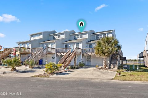 A home in North Topsail Beach