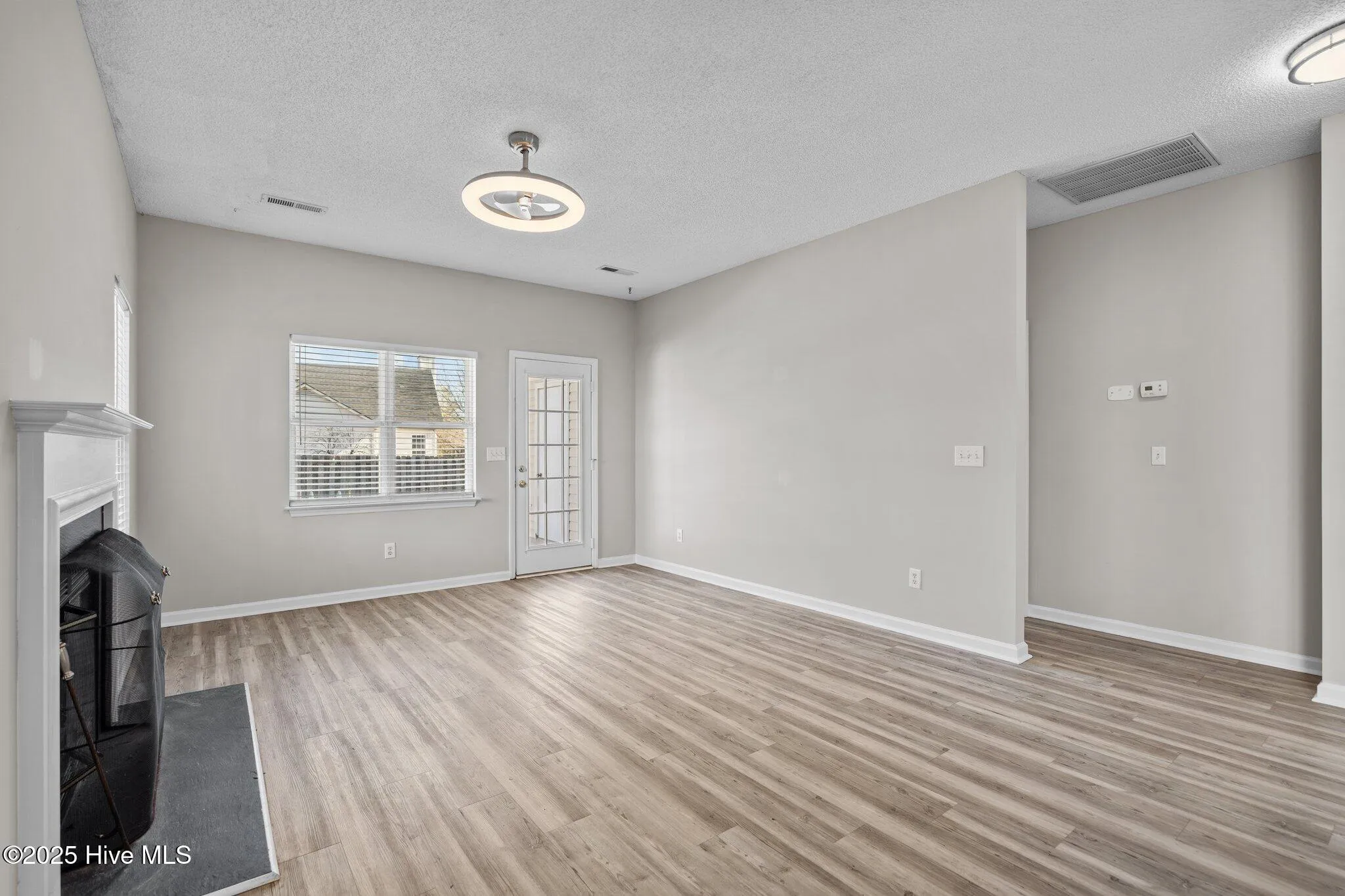 Wilmington, North Carolina 28411, United States, 3 Bedrooms Bedrooms, ,2 BathroomsBathrooms,Residential,Active,18052