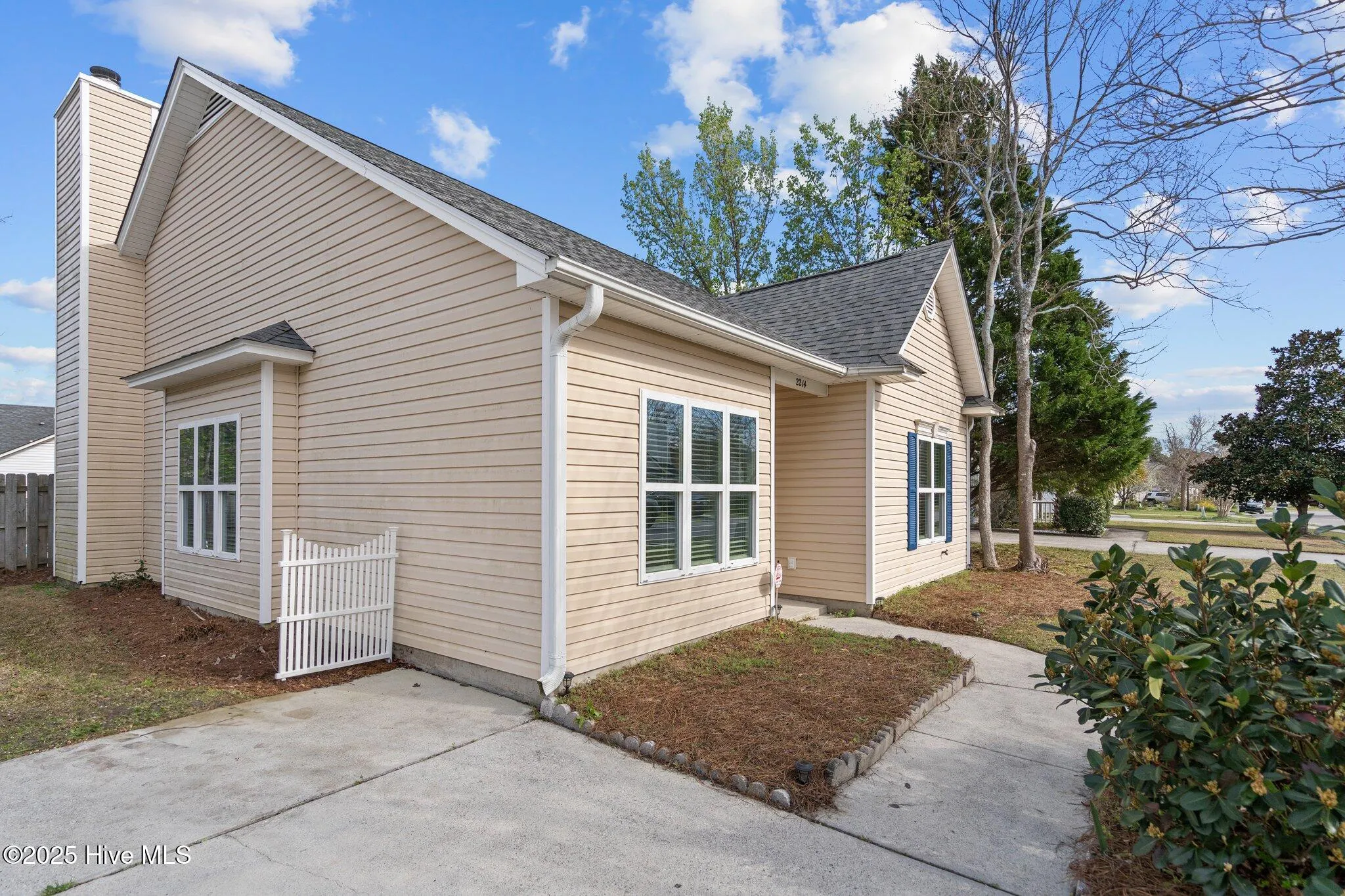 Wilmington, North Carolina 28411, United States, 3 Bedrooms Bedrooms, ,2 BathroomsBathrooms,Residential,Active,18052