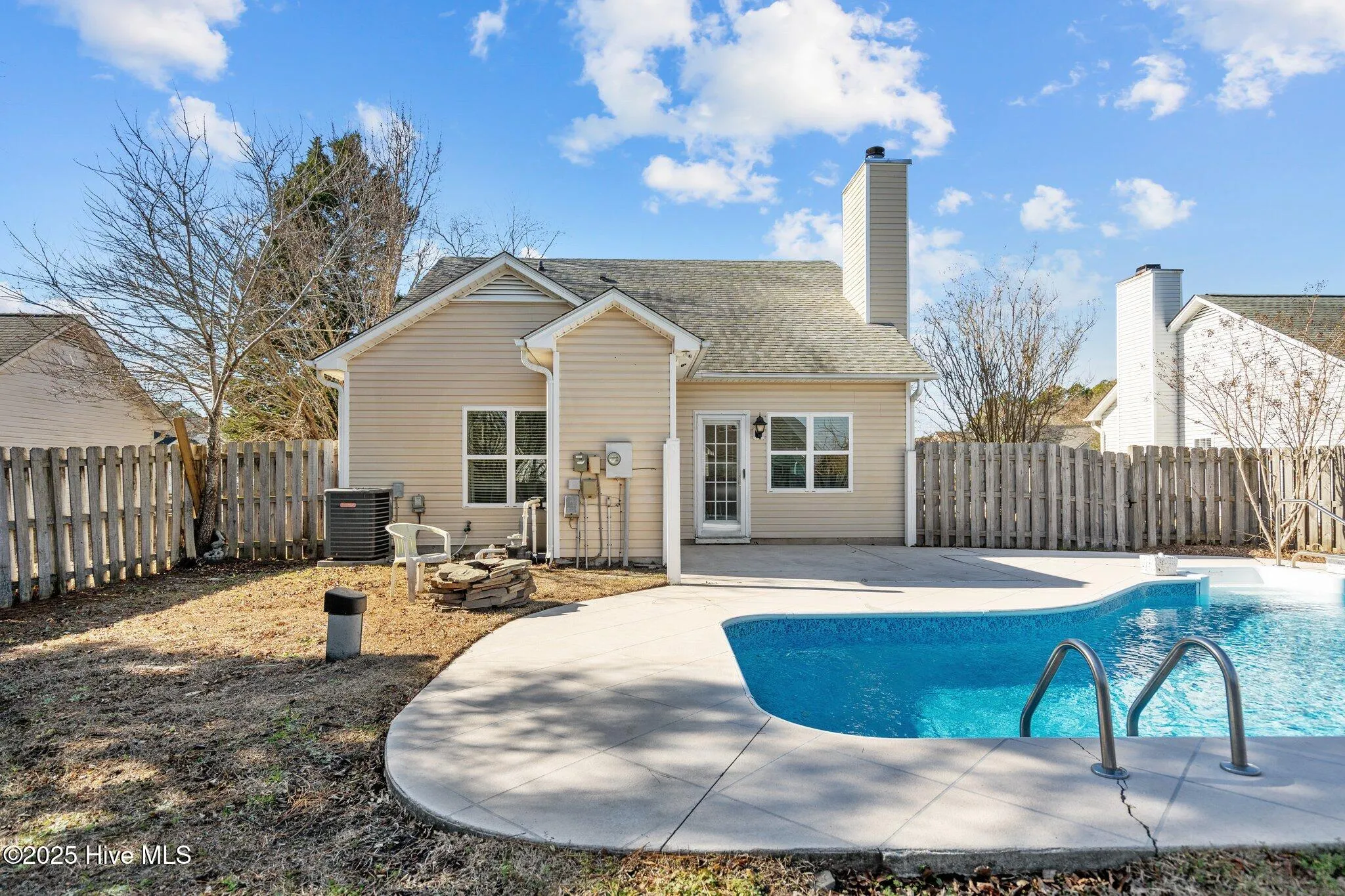 Wilmington, North Carolina 28411, United States, 3 Bedrooms Bedrooms, ,2 BathroomsBathrooms,Residential,Active,18052