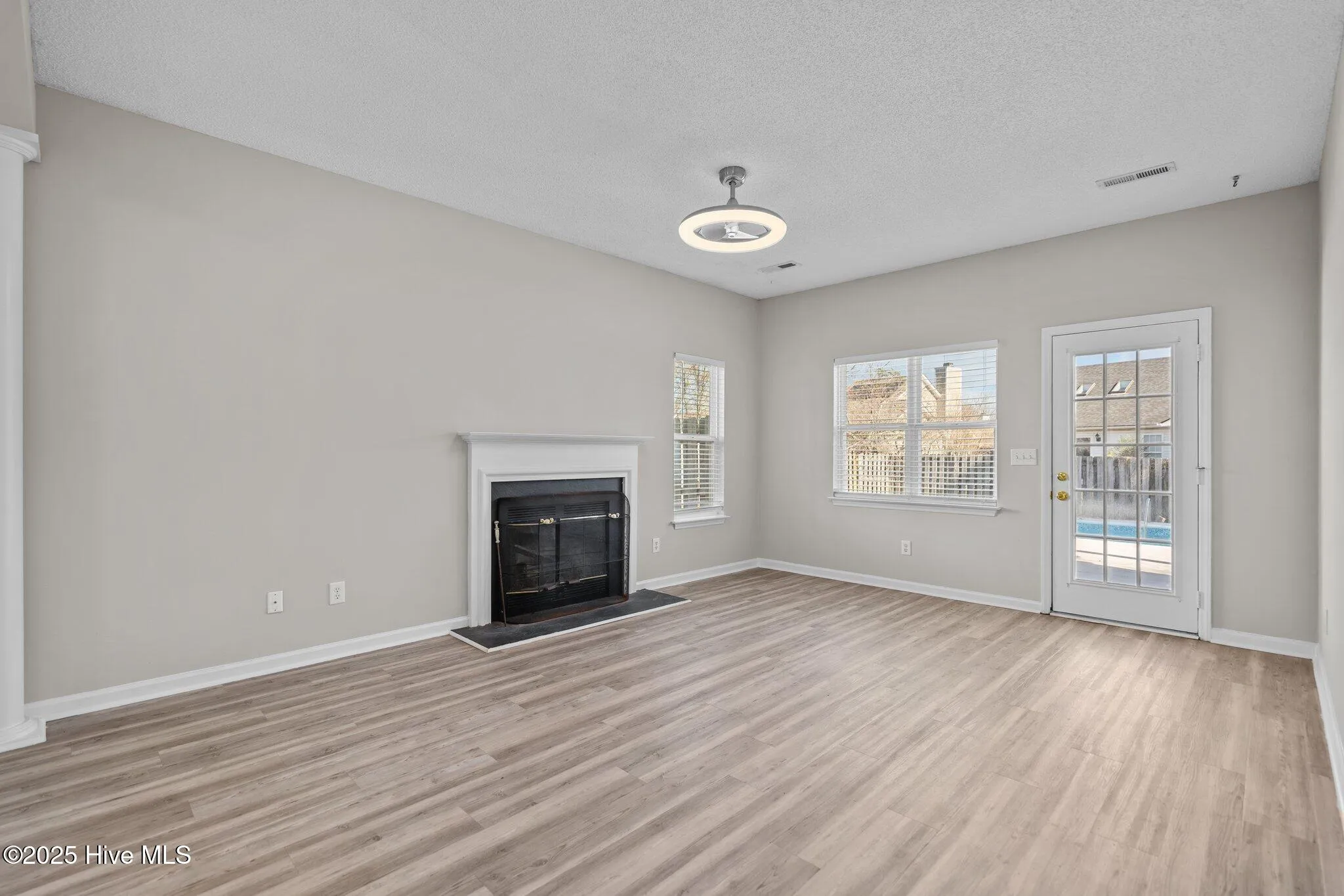 Wilmington, North Carolina 28411, United States, 3 Bedrooms Bedrooms, ,2 BathroomsBathrooms,Residential,Active,18052