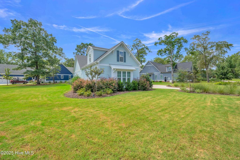 Photo of 9139 Fallen Pear Lane NE, Leland, NC 28451 (MLS # 100528292)