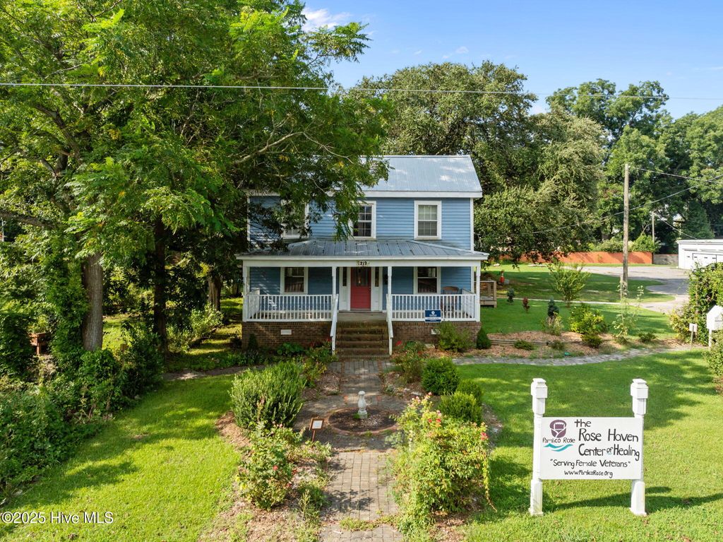 Photo of 219 E 3rd Street, Washington, NC 27889 (MLS # 100526896)
