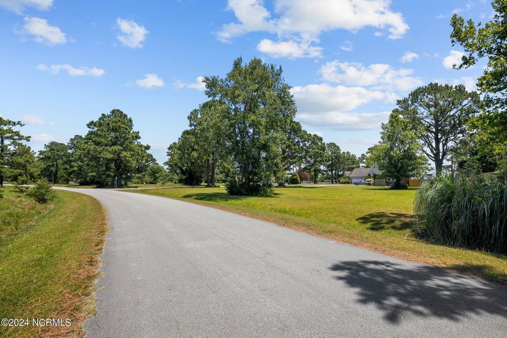 Photo of 5300 Bogue Drive, Oriental, NC 28571 (MLS # 100454326)