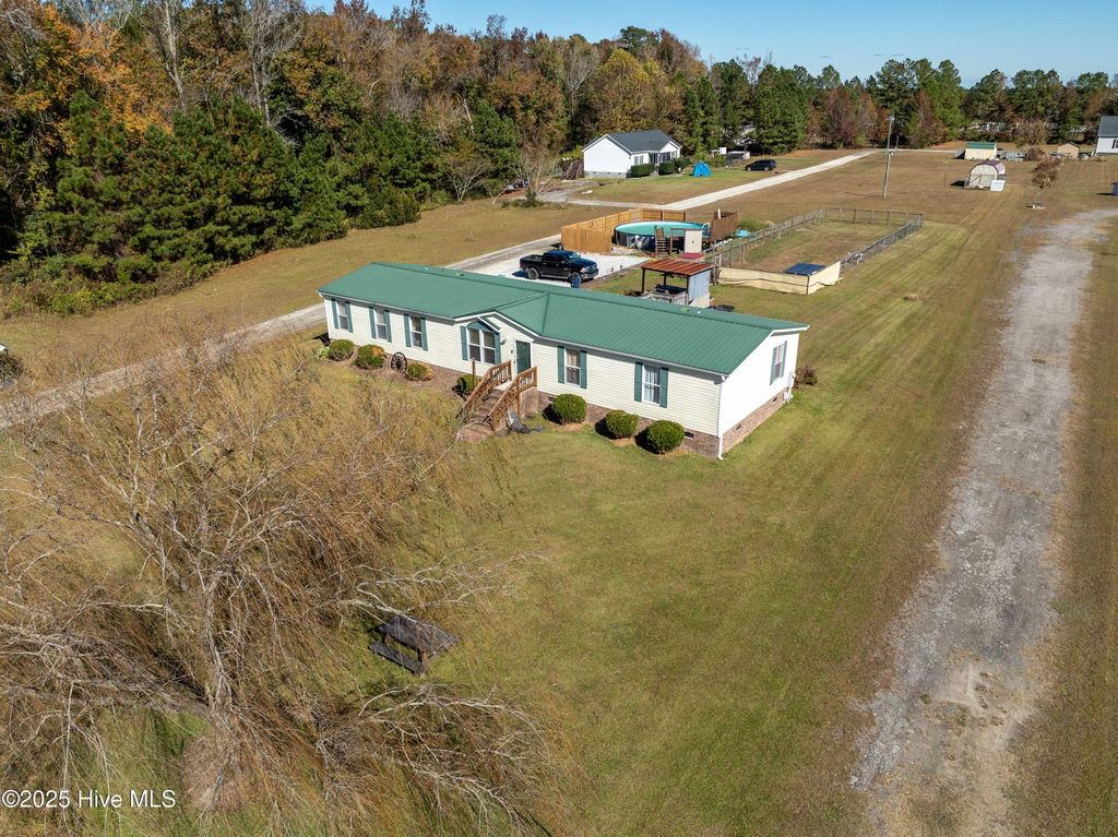 Photo of 152 Whaley Field Road, Jacksonville, NC 28540 (MLS # 100539852)