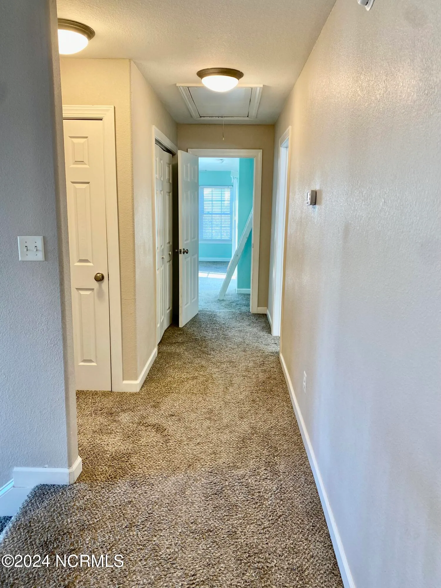 Moyock, North Carolina 27958, United States, 4 Bedrooms Bedrooms, ,3 BathroomsBathrooms,Residential,Pending,36825