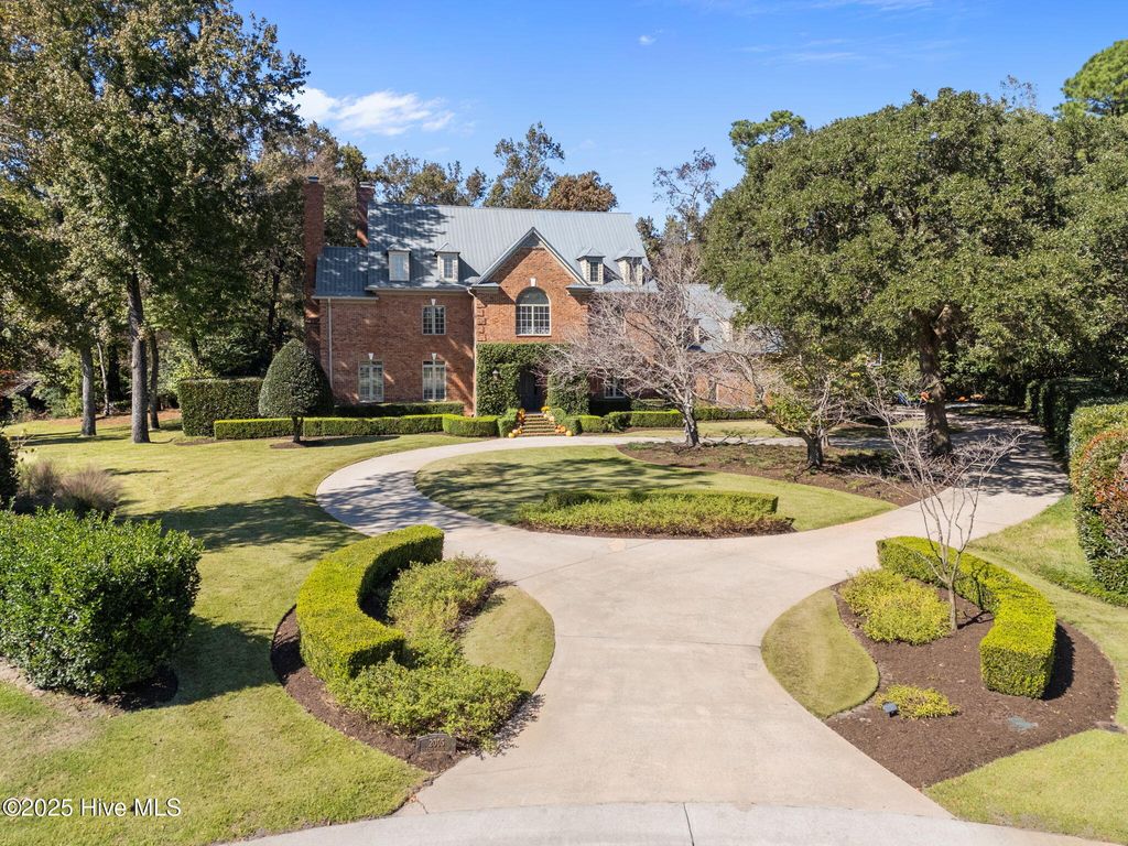 Photo of 2005 Spanish Wells Drive, Wilmington, NC 28405 (MLS # 100537269)