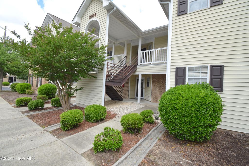 Photo of 2916 Mulberry Lane #E, Greenville, NC 27858 (MLS # 100505571)