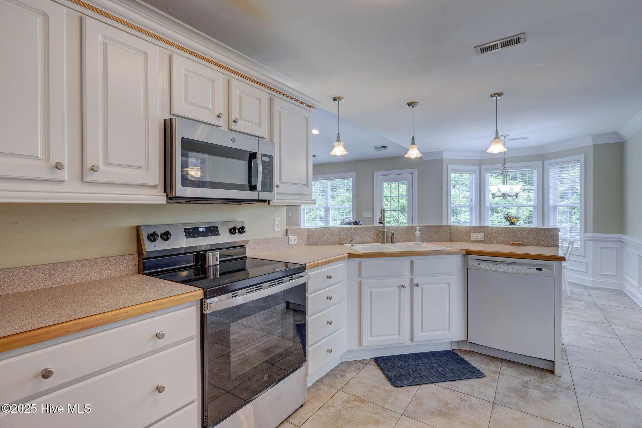 Burgaw, North Carolina 28425, United States, 3 Bedrooms Bedrooms, ,2 BathroomsBathrooms,Residential,Active,162306