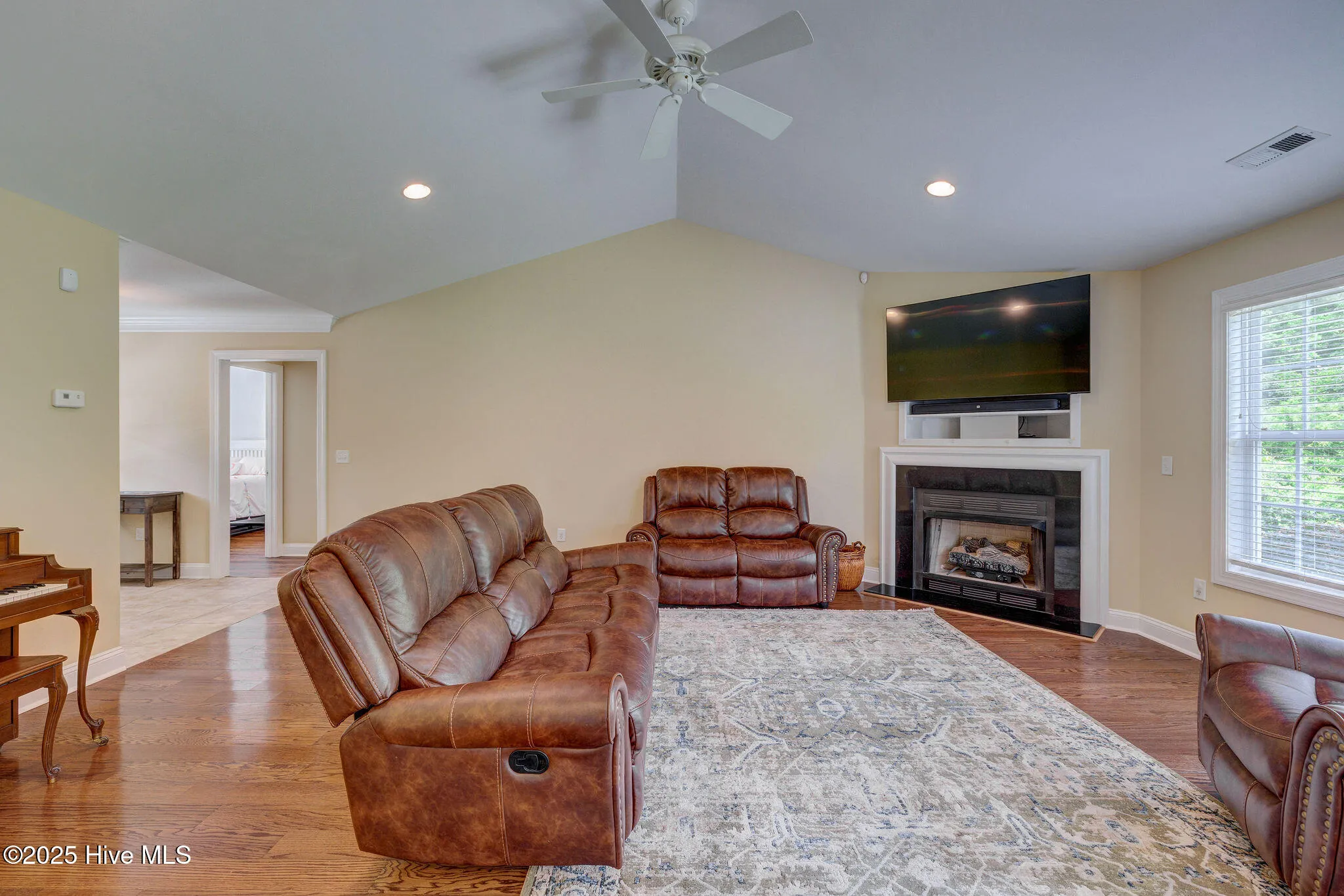 Burgaw, North Carolina 28425, United States, 3 Bedrooms Bedrooms, ,2 BathroomsBathrooms,Residential,Active,162306