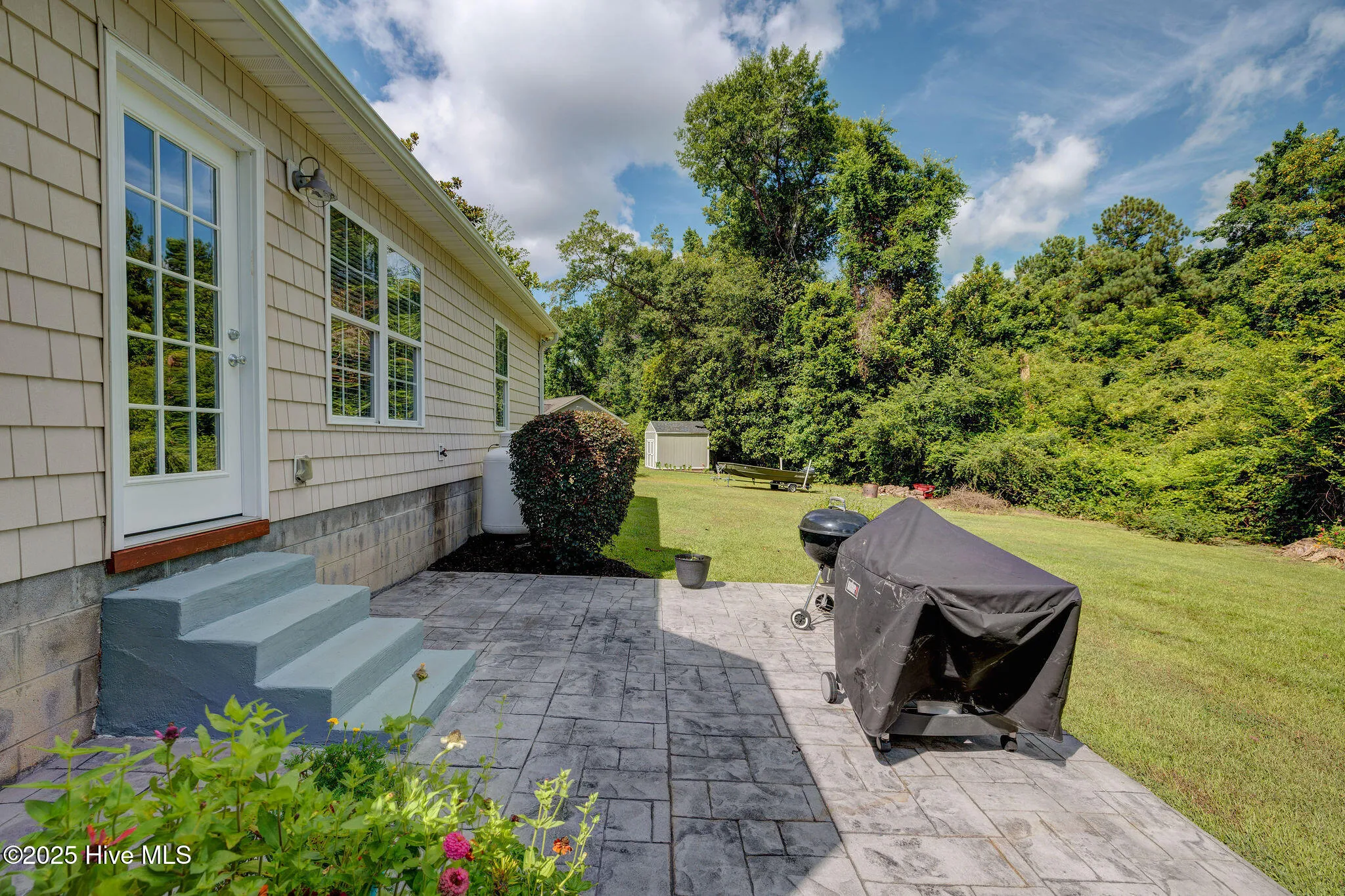 Burgaw, North Carolina 28425, United States, 3 Bedrooms Bedrooms, ,2 BathroomsBathrooms,Residential,Active,162306