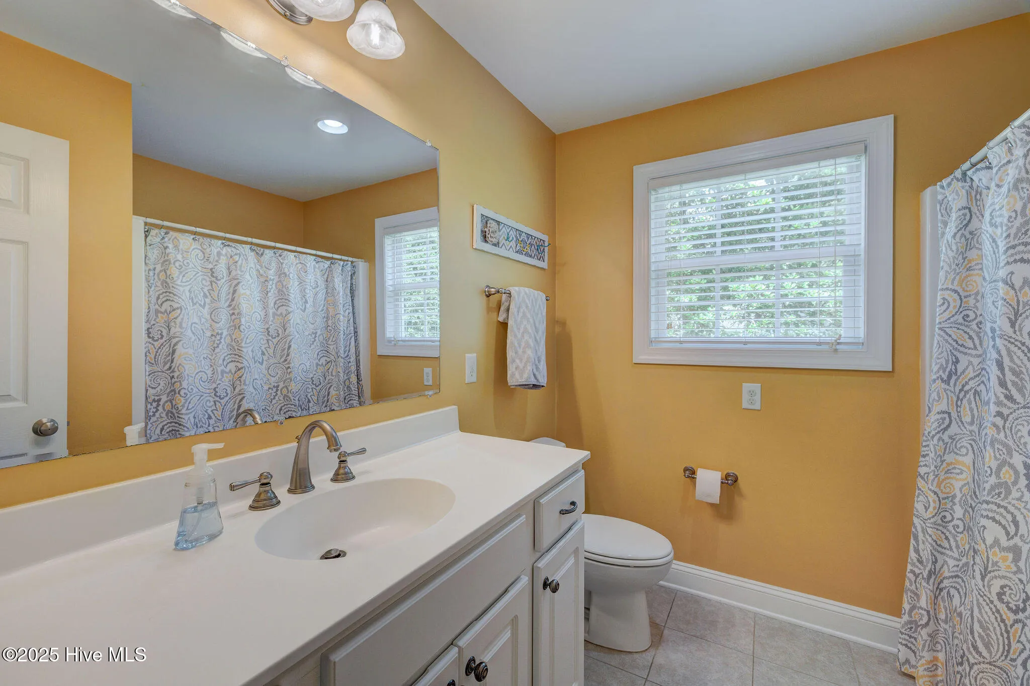 Burgaw, North Carolina 28425, United States, 3 Bedrooms Bedrooms, ,2 BathroomsBathrooms,Residential,Active,162306