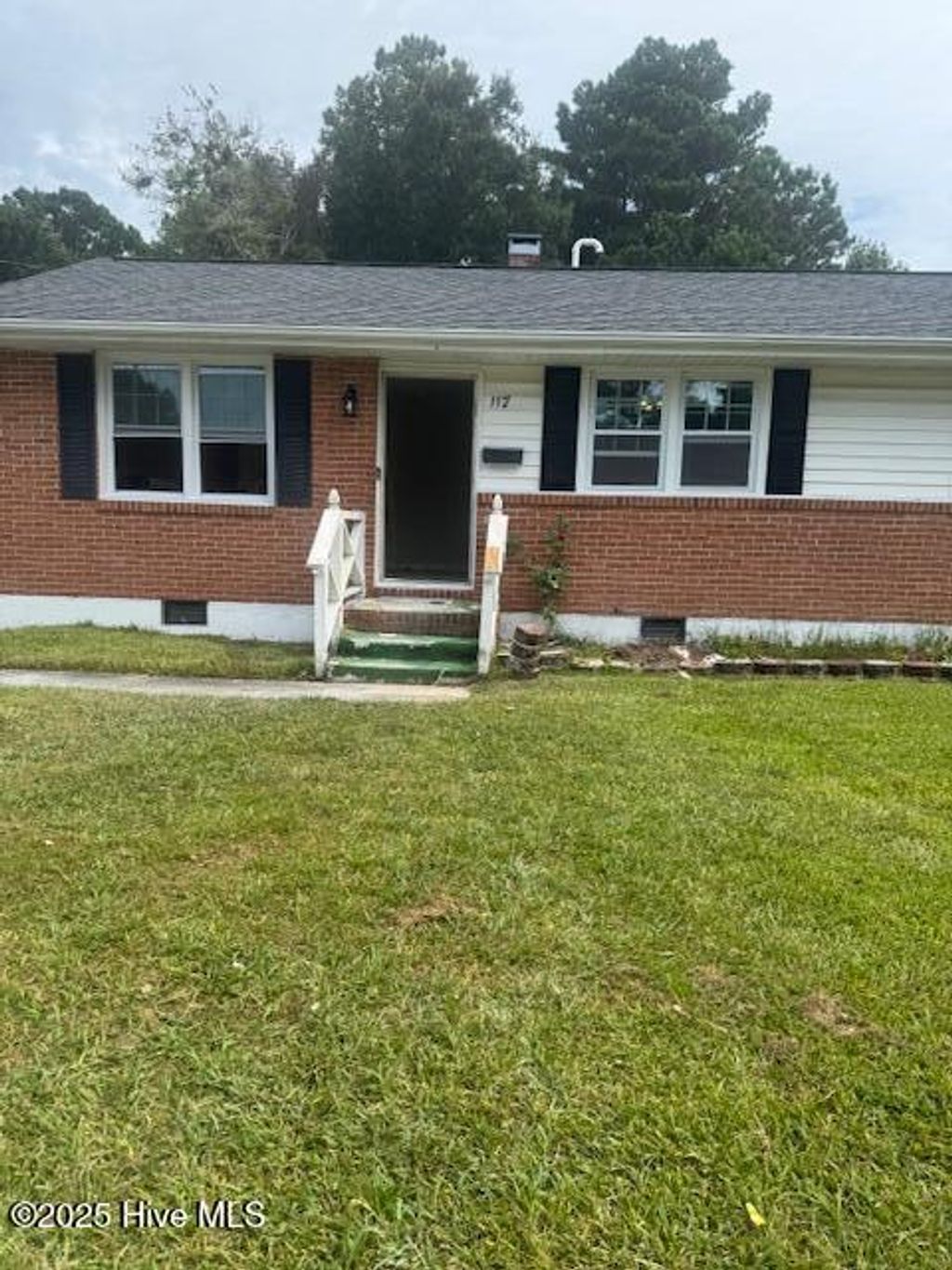 Photo of 117 Cole Drive, Jacksonville, NC 28540 (MLS # 100530851)