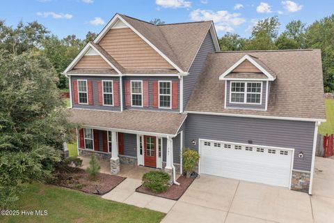 Photo of 305 Stella Bridgeway Drive, Stella, NC 28582 (MLS # 100529601)