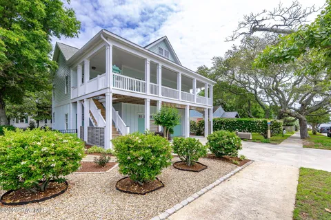 101 S 29th Street, Morehead City, NC 28557 - #: 100507132