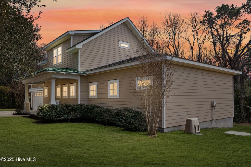 Photo of 5975 Gray Squirrel Path, Southport, NC 28461 (MLS # 100529513)