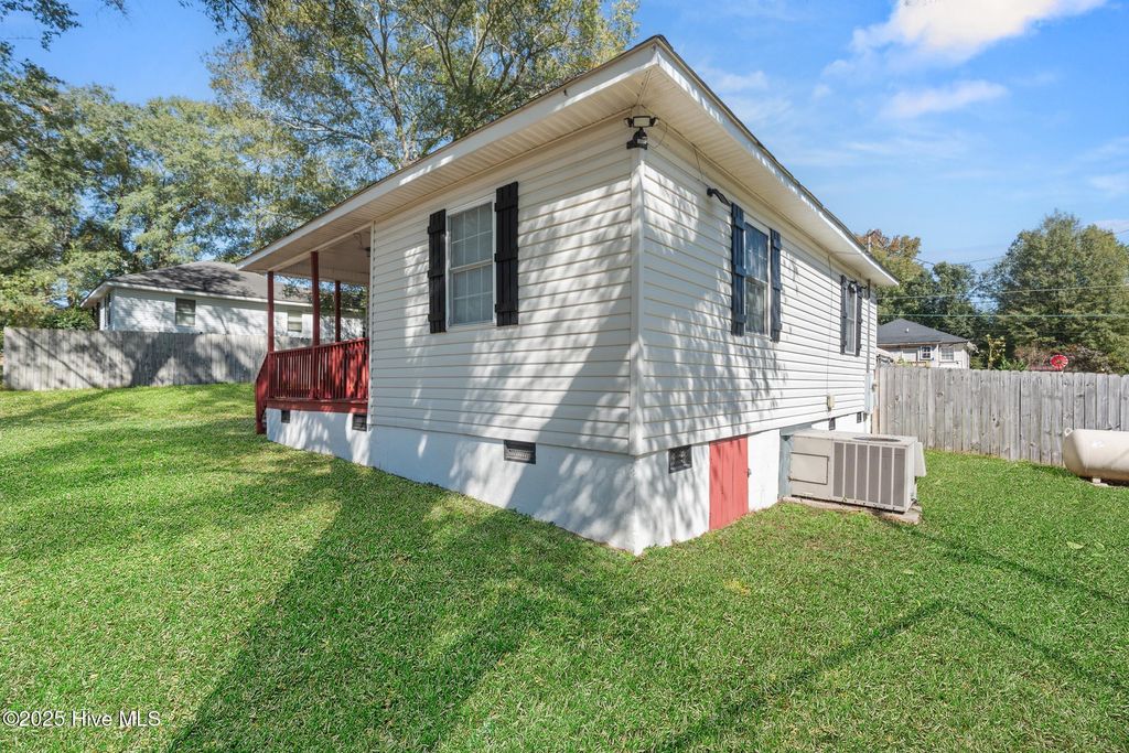 Photo of 179 Aleo Second Avenue, Rockingham, NC 28379 (MLS # 100538105)