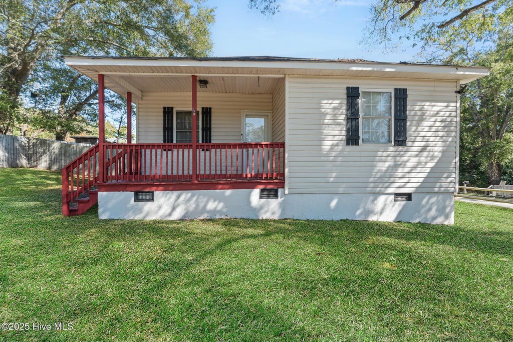 Photo of 179 Aleo Second Avenue, Rockingham, NC 28379 (MLS # 100538105)