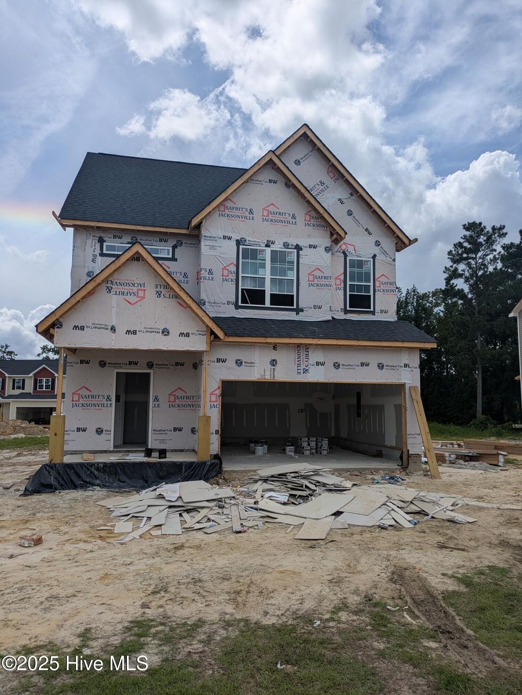 Photo of 304 Broadleaf Drive, Jacksonville, NC 28546 (MLS # 100527049)