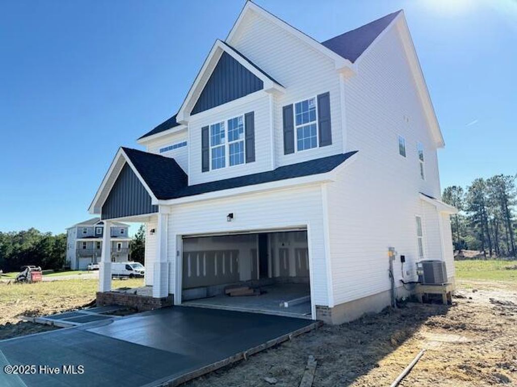 Photo of 304 Broadleaf Drive, Jacksonville, NC 28546 (MLS # 100527049)