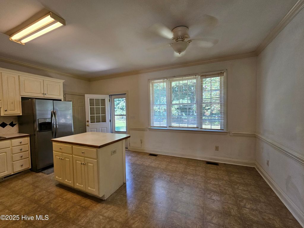Photo of 3530 Shadow Ridge Road N, Wilson, NC 27896 (MLS # 100526253)