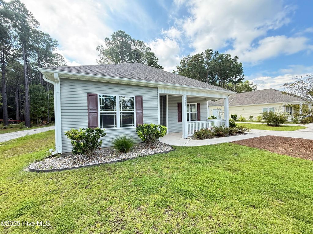 Photo of 1306 Old Folkstone Road, Sneads Ferry, NC 28460 (MLS # 100524761)