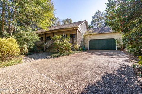 A home in Pine Knoll Shores