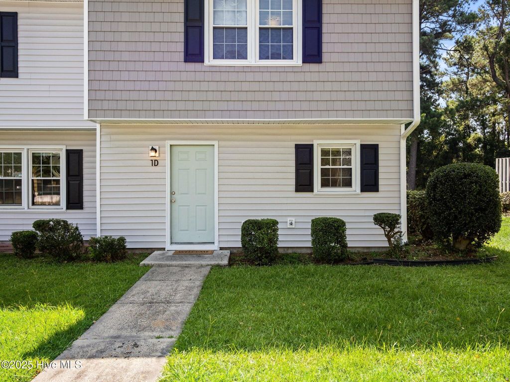 Photo of 1 Portwest Townhouses Drive #Apt D, Swansboro, NC 28584 (MLS # 100516208)