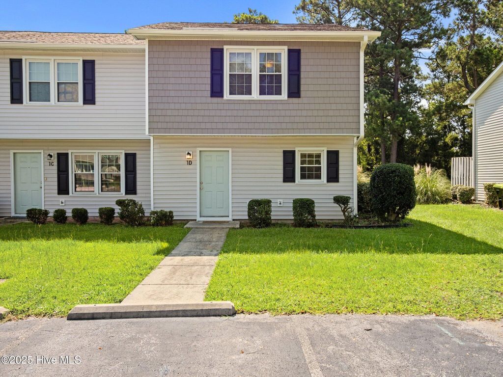 Photo of 1 Portwest Townhouses Drive #Apt D, Swansboro, NC 28584 (MLS # 100516208)