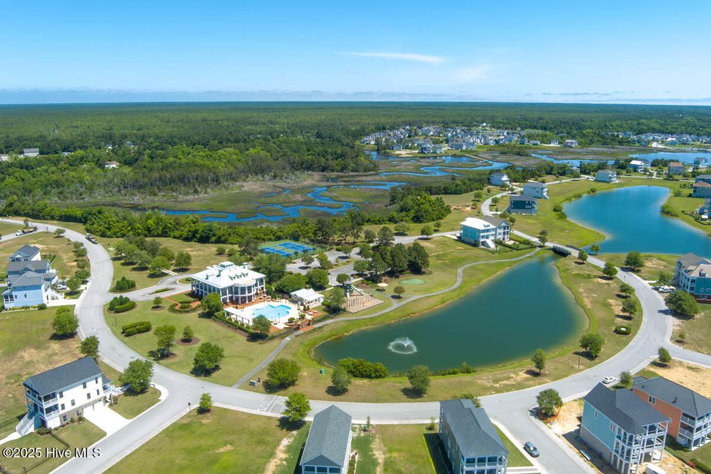Photo of 214 Colleton Square, Newport, NC 28570 (MLS # 100499375)