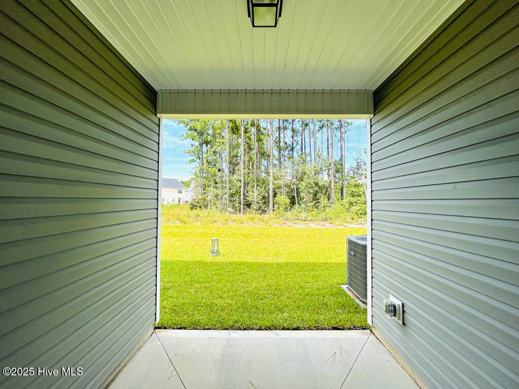 Photo of 218 Crab Claw Spit Lane, Jacksonville, NC 28546 (MLS # 100502790)