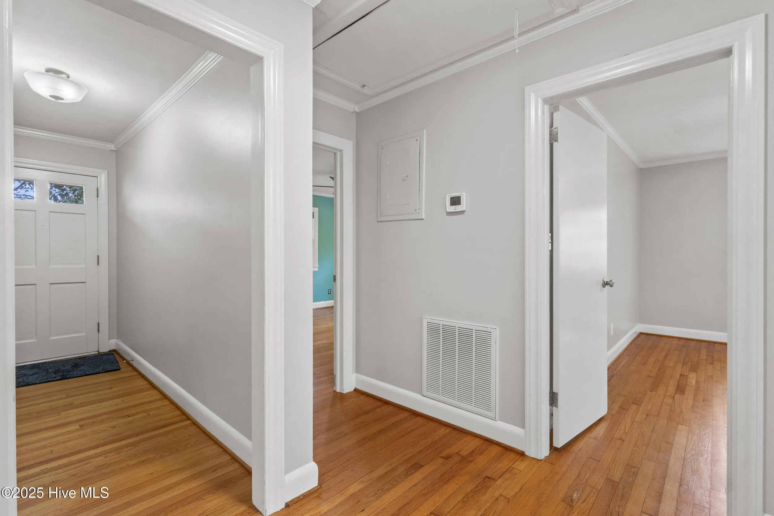 Wilmington, North Carolina 28409, United States, 3 Bedrooms Bedrooms, ,2 BathroomsBathrooms,Residential,Pending,101792