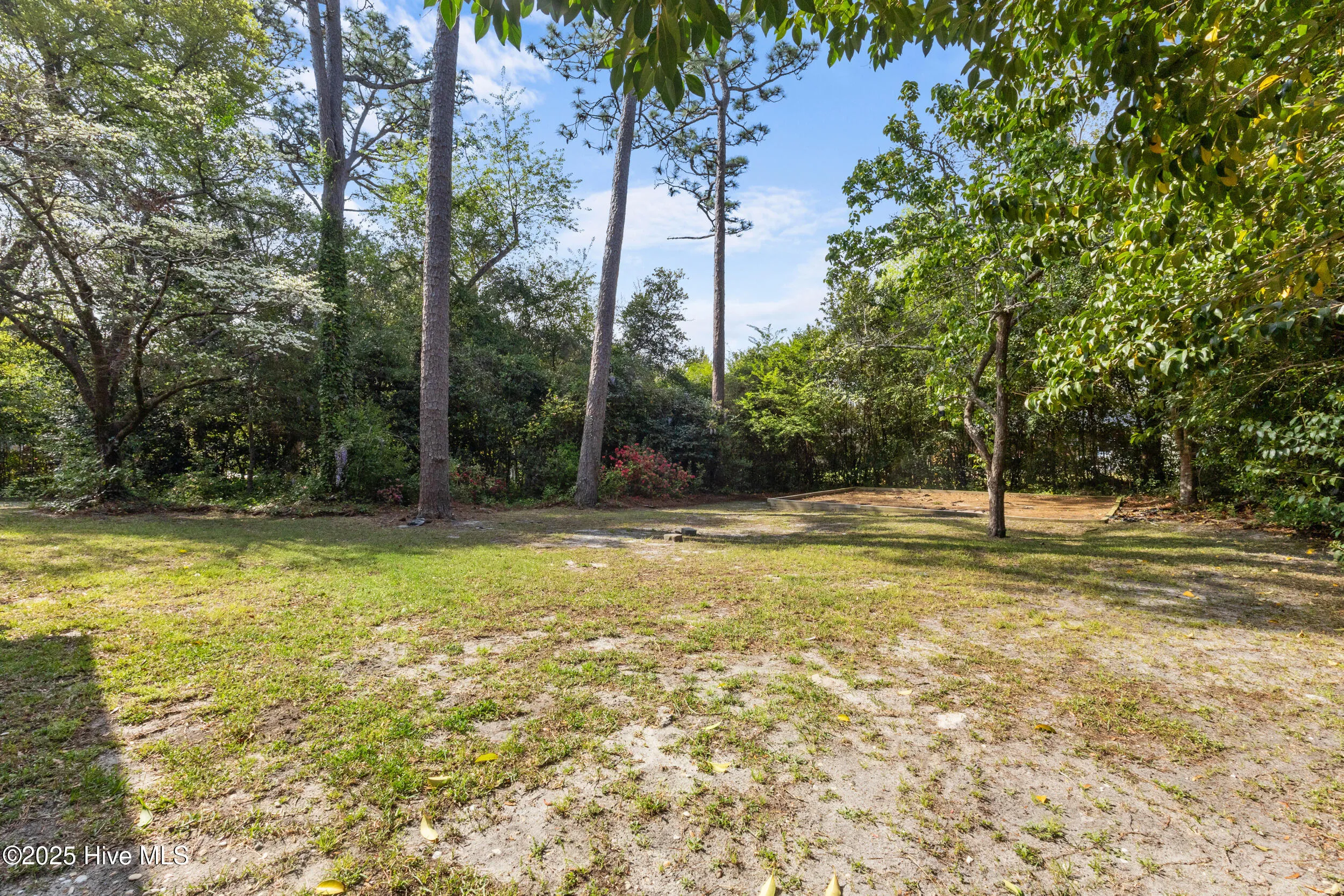 Wilmington, North Carolina 28409, United States, 3 Bedrooms Bedrooms, ,2 BathroomsBathrooms,Residential,Pending,101792