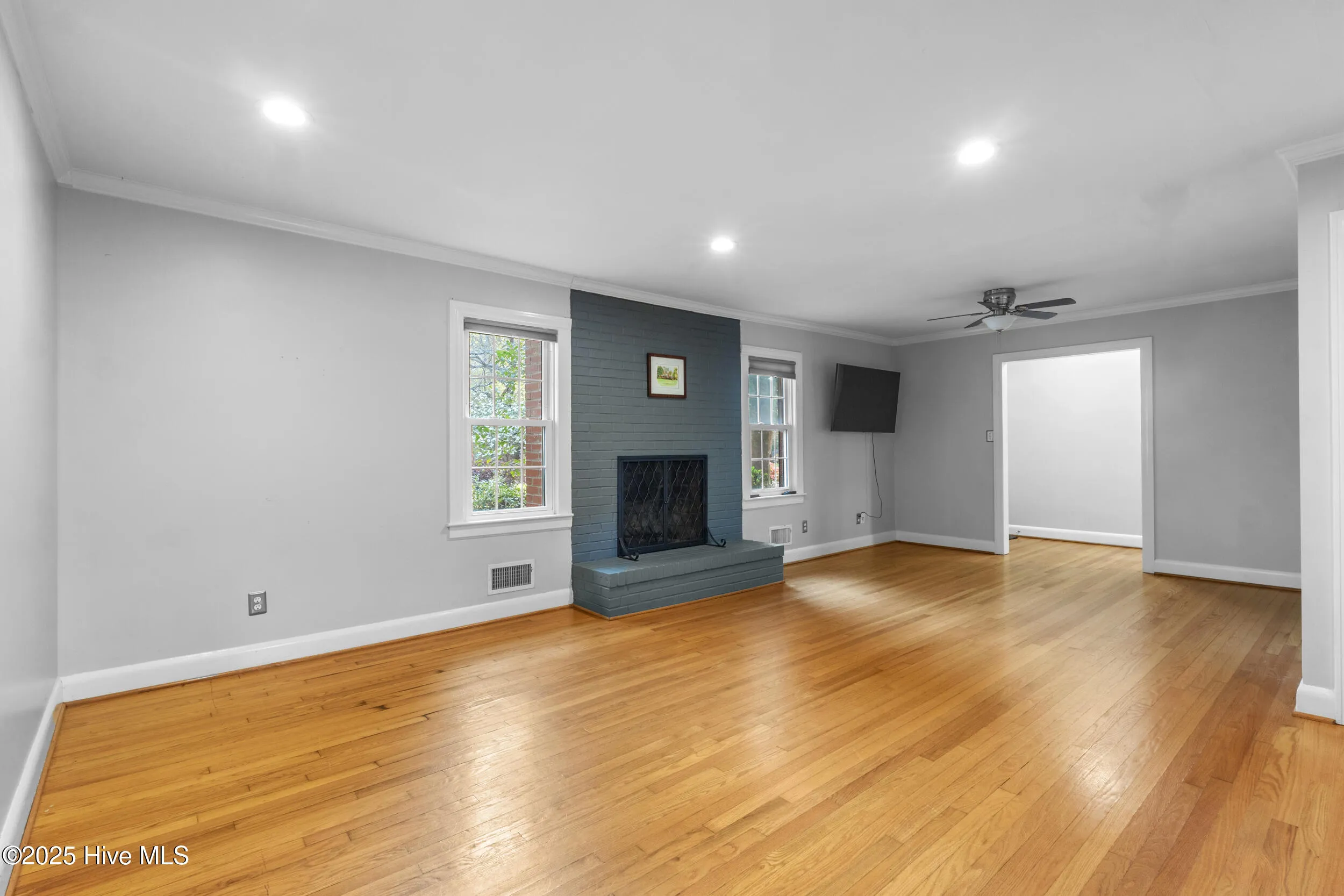 Wilmington, North Carolina 28409, United States, 3 Bedrooms Bedrooms, ,2 BathroomsBathrooms,Residential,Pending,101792