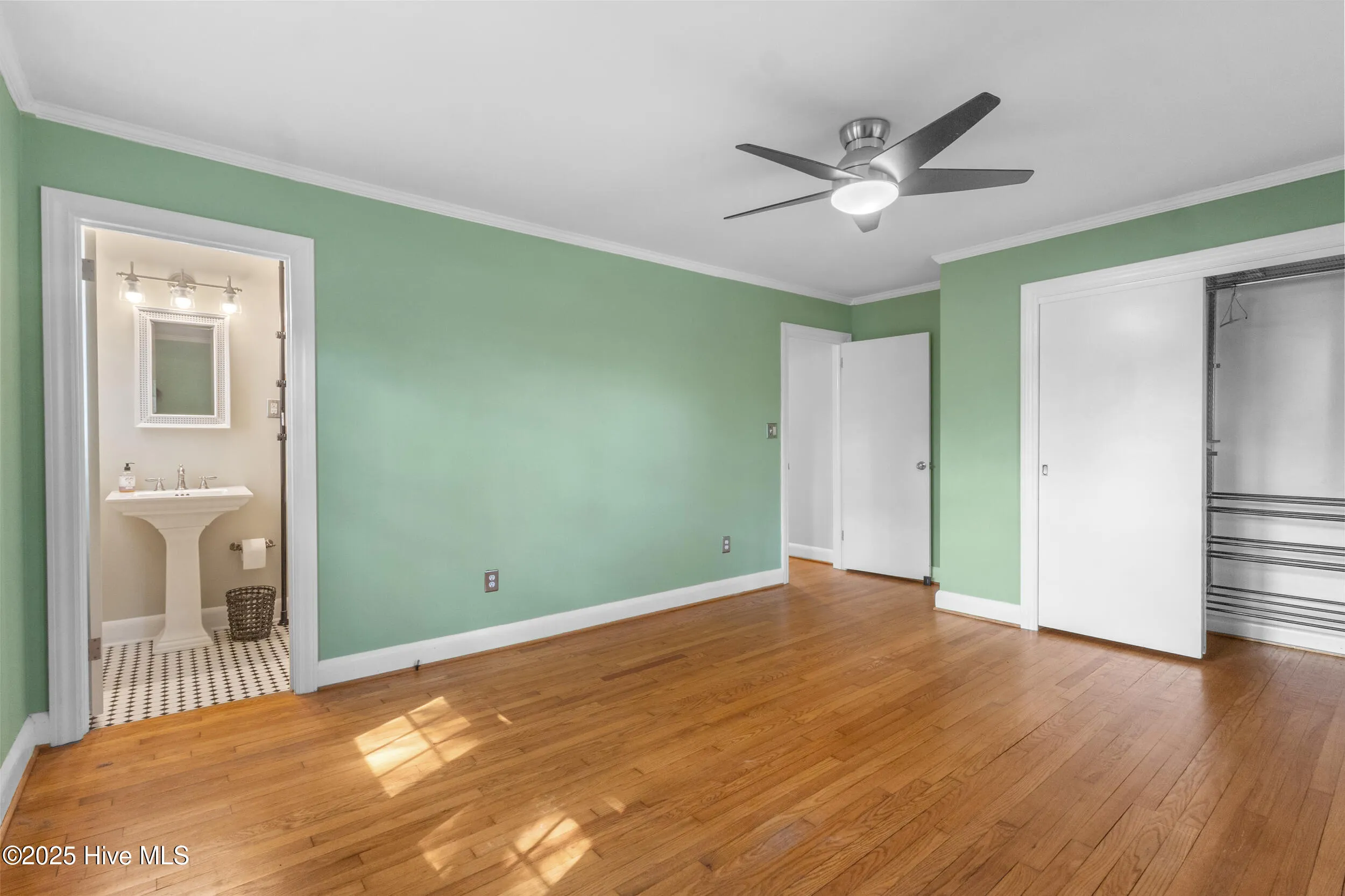 Wilmington, North Carolina 28409, United States, 3 Bedrooms Bedrooms, ,2 BathroomsBathrooms,Residential,Pending,101792