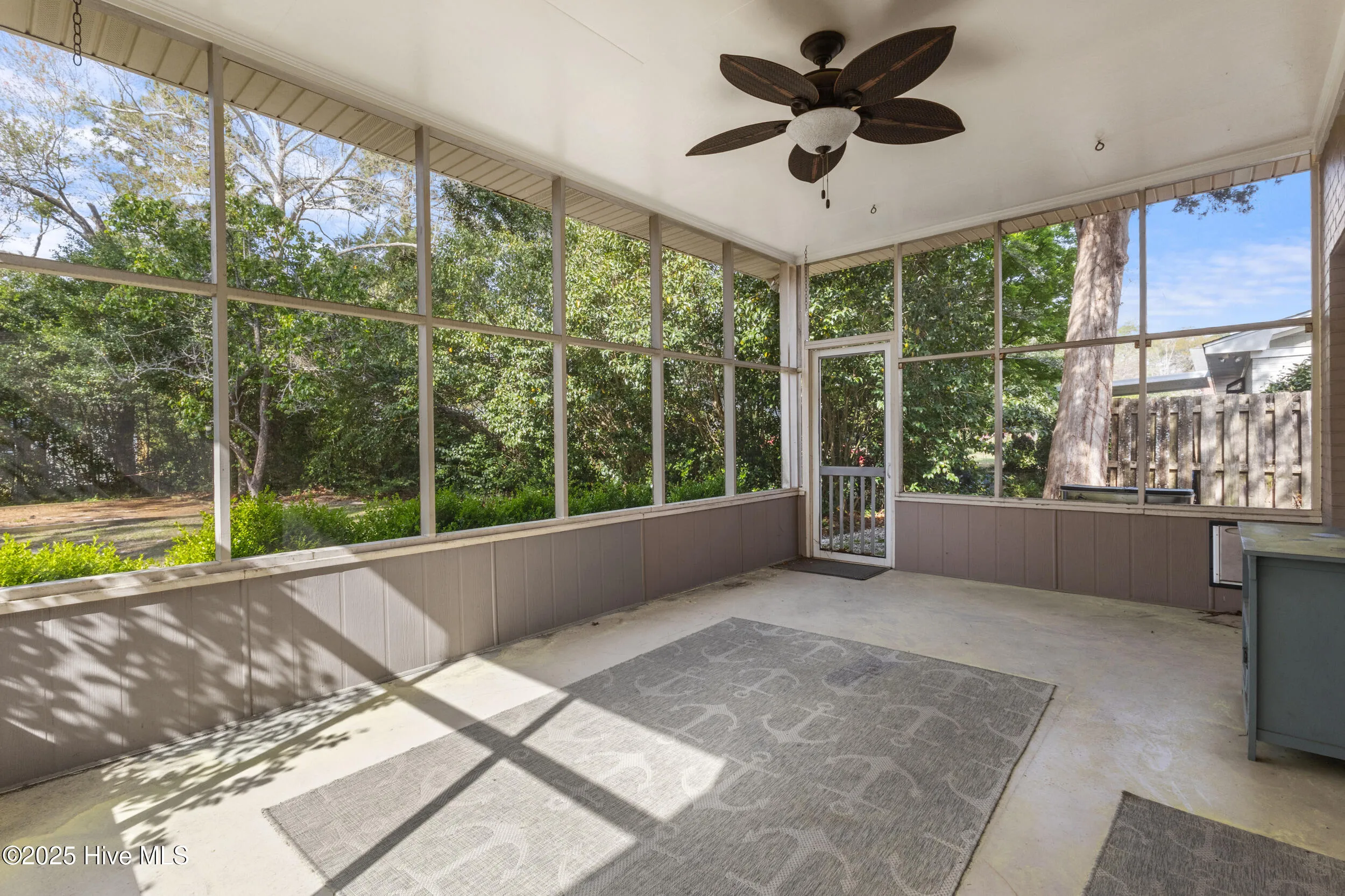 Wilmington, North Carolina 28409, United States, 3 Bedrooms Bedrooms, ,2 BathroomsBathrooms,Residential,Pending,101792