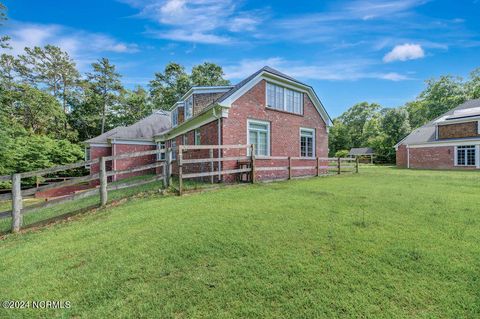 Single Family Residence in Aberdeen NC 107 Linden Trail 69.jpg