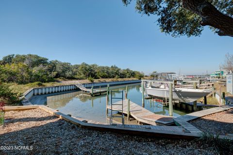 A home in Topsail Beach