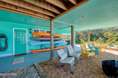 A home in Topsail Beach