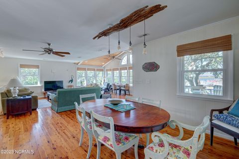 A home in Topsail Beach