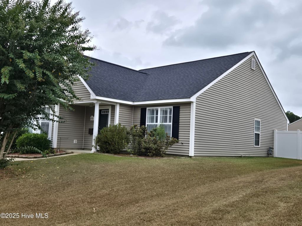Photo of 6938 Moss Creek Way, Rocky Mount, NC 27804 (MLS # 100533179)