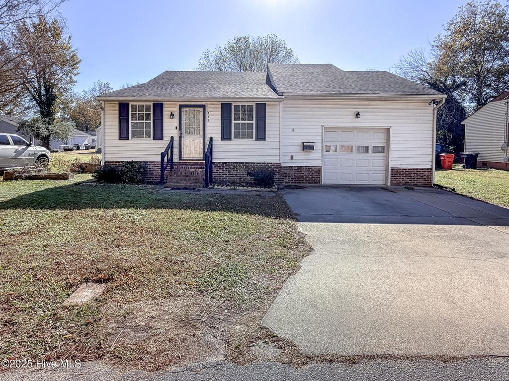 Photo of 411 Dunstan Lane, Elizabeth City, NC 27909 (MLS # 100541274)