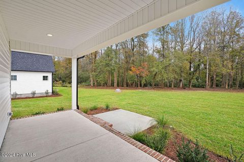 A home in Burgaw