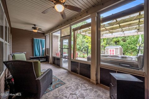 Tiny photo for 605 Fosse Way, Jacksonville, NC 28546 (MLS # 100535491)