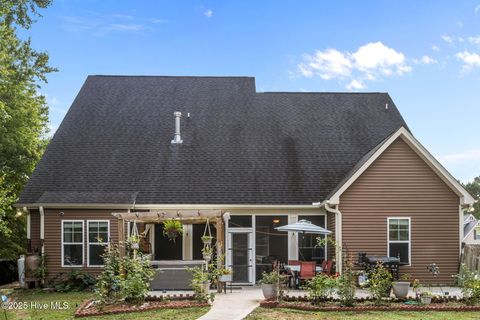 Tiny photo for 605 Fosse Way, Jacksonville, NC 28546 (MLS # 100535491)