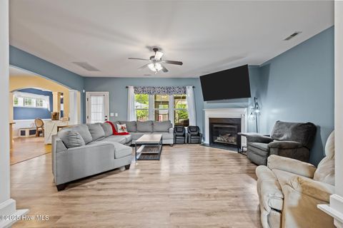 Tiny photo for 605 Fosse Way, Jacksonville, NC 28546 (MLS # 100535491)