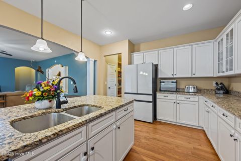Tiny photo for 605 Fosse Way, Jacksonville, NC 28546 (MLS # 100535491)